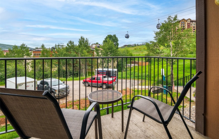 2350 Ski Trail Lane Photo
