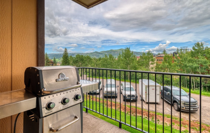 2350 Ski Trail Lane Photo
