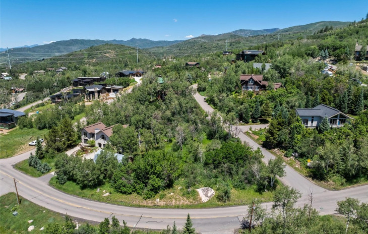 TBD Alpine Drive Photo