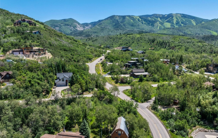TBD Alpine Drive Photo