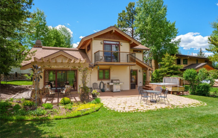 1400 Delta Queen Court Photo