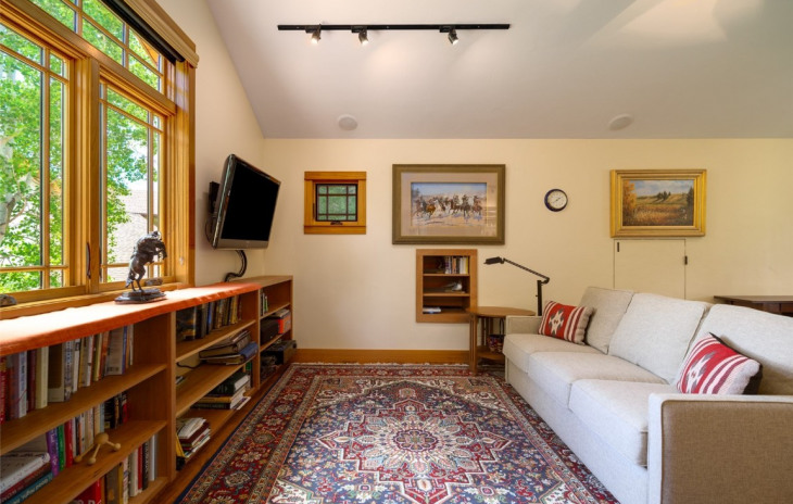 1400 Delta Queen Court Photo