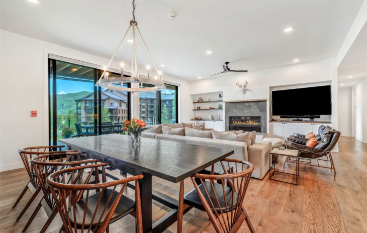 1458 Bangtail Way Photo