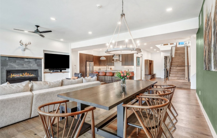 1458 Bangtail Way Photo
