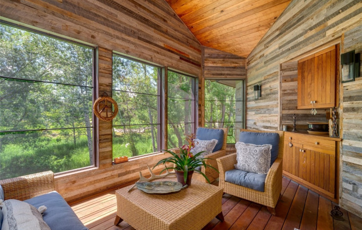 855 Fox Lane Photo
