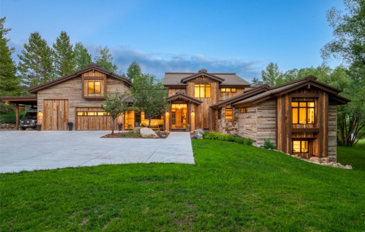 855 Fox Lane Photo