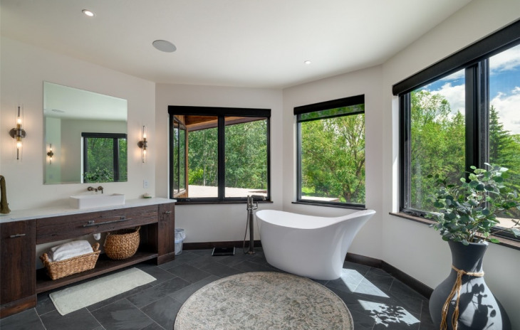 855 Fox Lane Photo