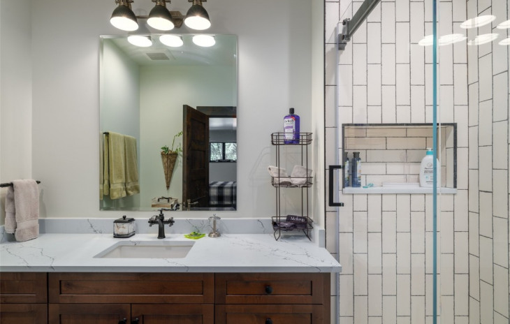 855 Fox Lane Photo