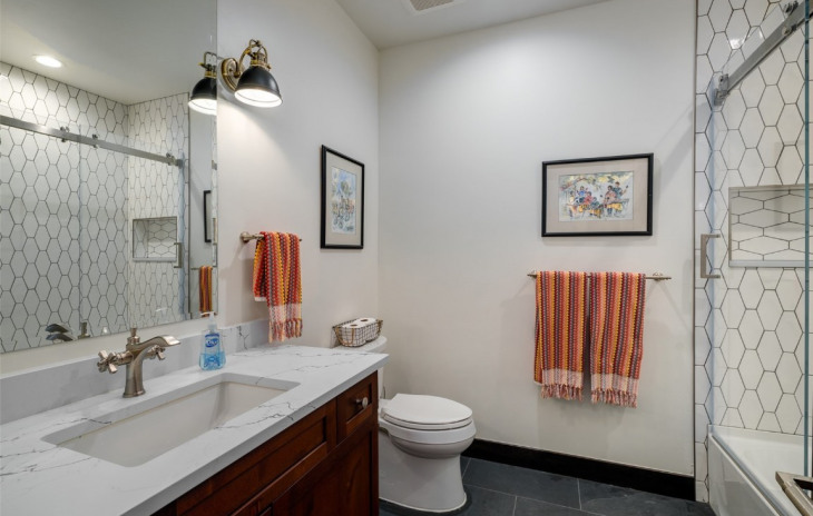 855 Fox Lane Photo