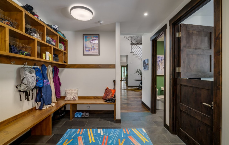 855 Fox Lane Photo