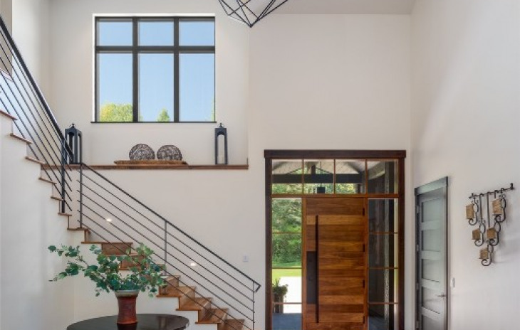 855 Fox Lane Photo