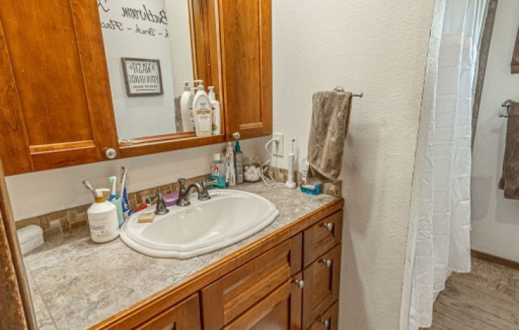401 High Meadow Court Photo
