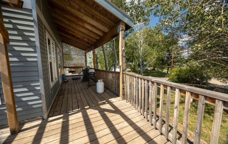 401 High Meadow Court Photo