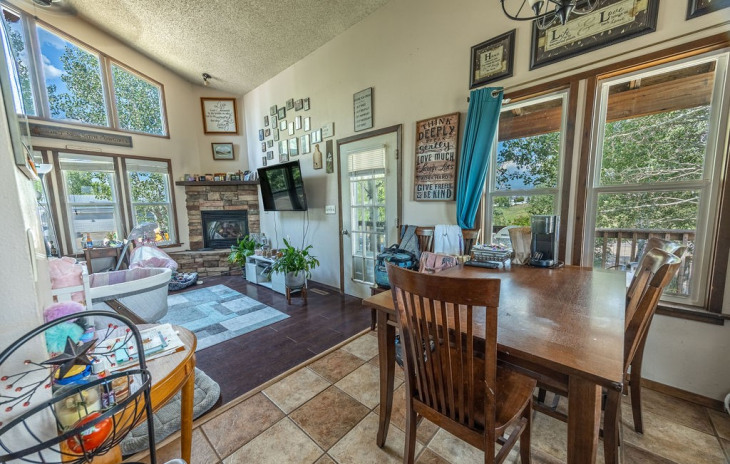 401 High Meadow Court Photo