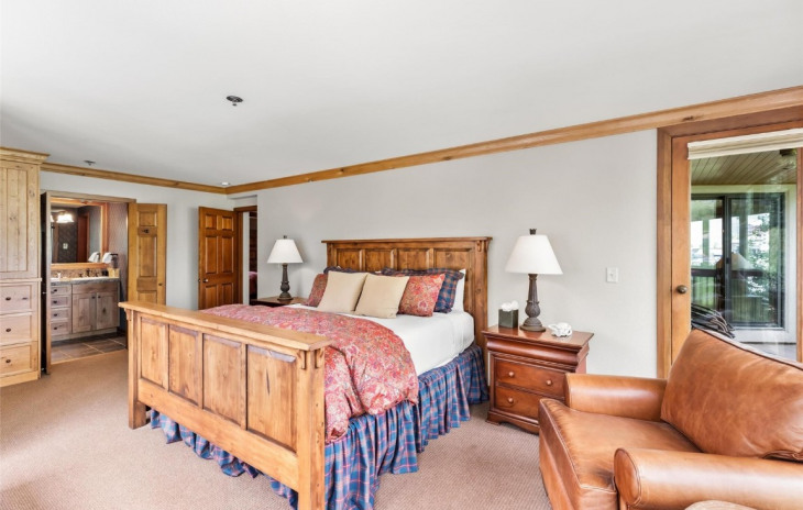 2306 Ski Trail Lane Photo