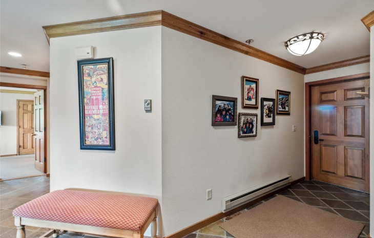 2306 Ski Trail Lane Photo