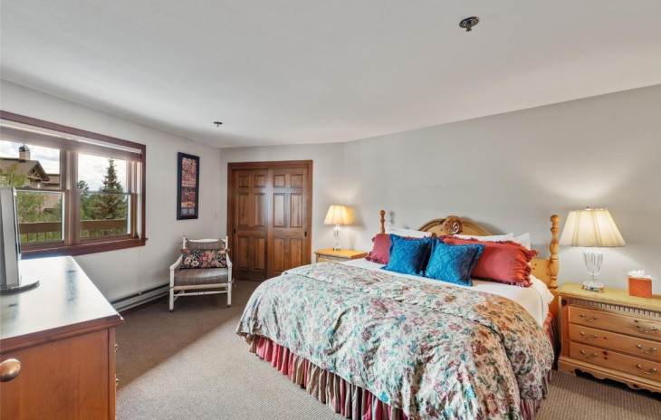 2306 Ski Trail Lane Photo