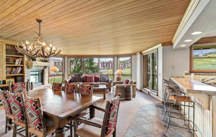 2306 Ski Trail Lane Photo