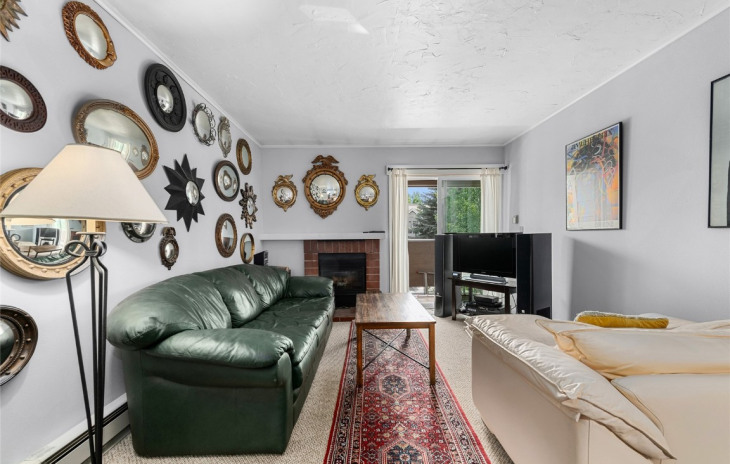 1320 Athens Plaza Photo