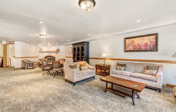 2305 Apres Ski Way Photo