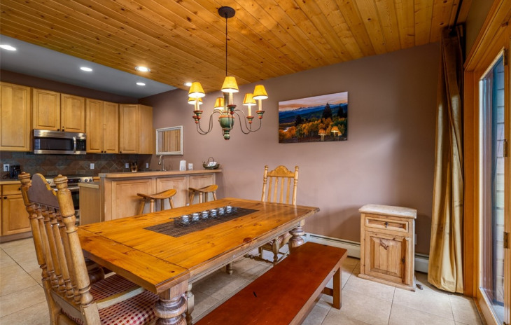 2517 Evergreen Lane Photo