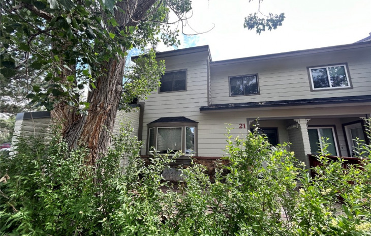 21 Cedar Ct Photo