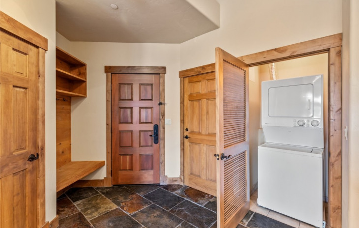 1825 Medicine Springs Drive Photo