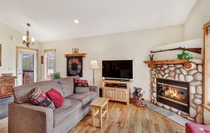 597 Parkview Drive Photo