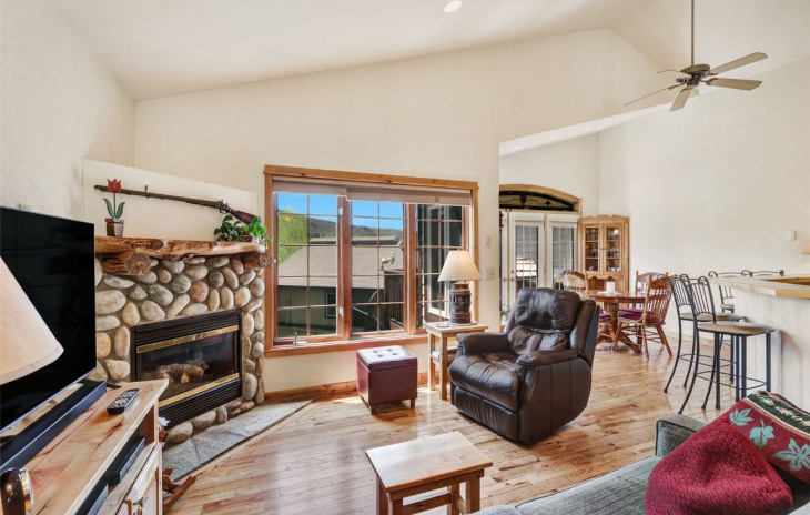 597 Parkview Drive Photo
