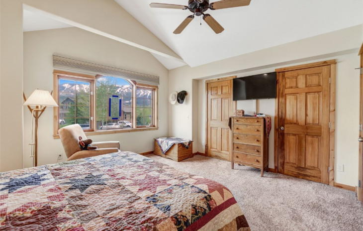 597 Parkview Drive Photo