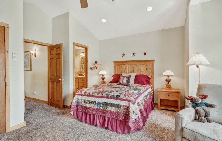 597 Parkview Drive Photo