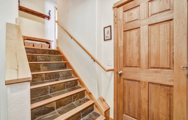 597 Parkview Drive Photo