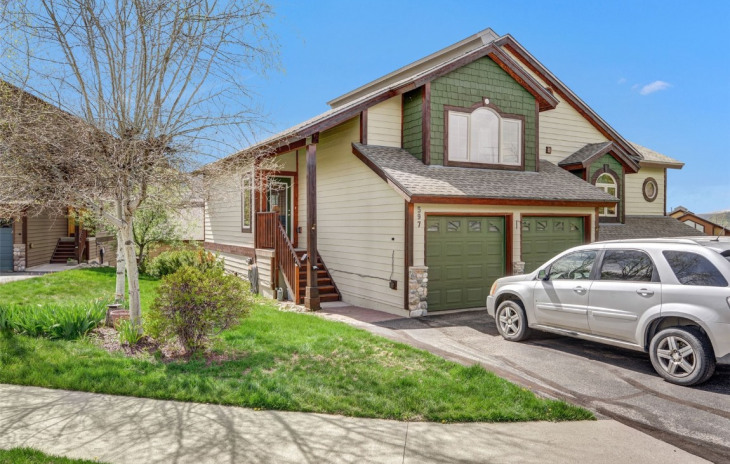 597 Parkview Drive Photo