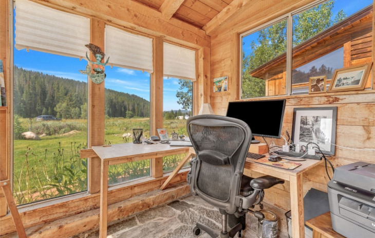 56725 Lupine Court Photo