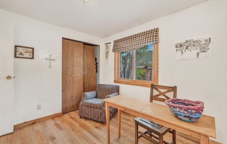 56725 Lupine Court Photo