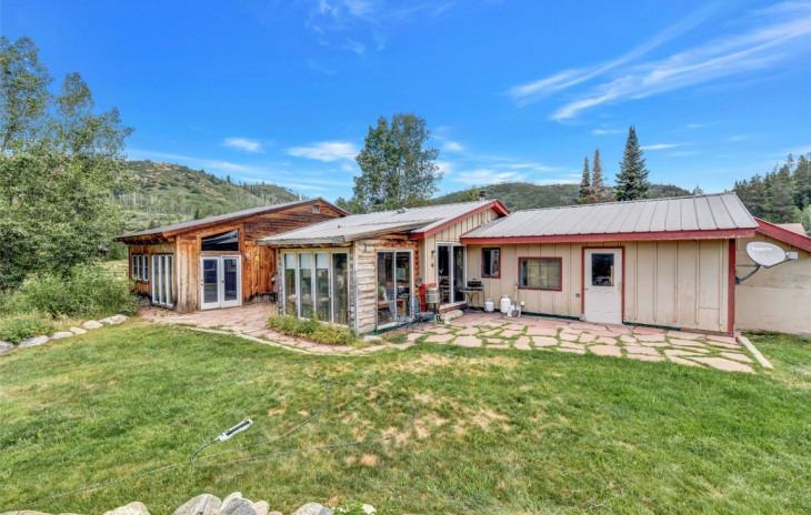 56725 Lupine Court Photo