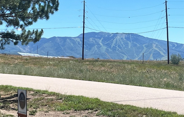 40495 Steamboat Drive Photo