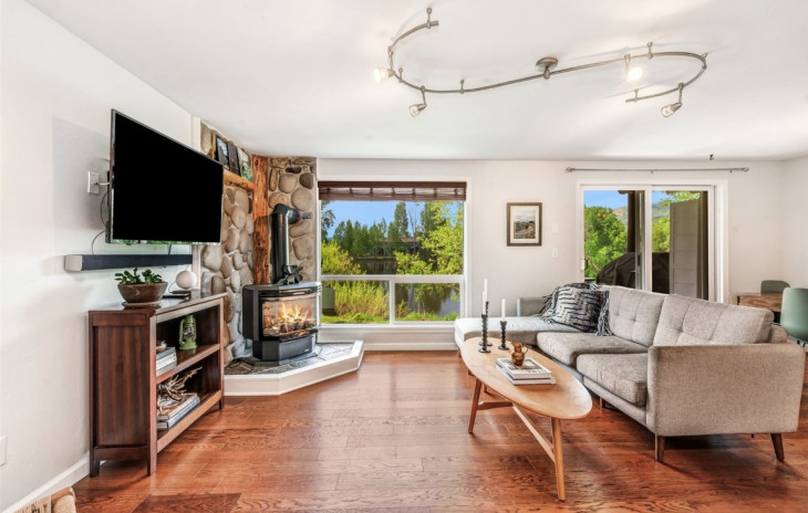 3188 Ingles Lane Photo