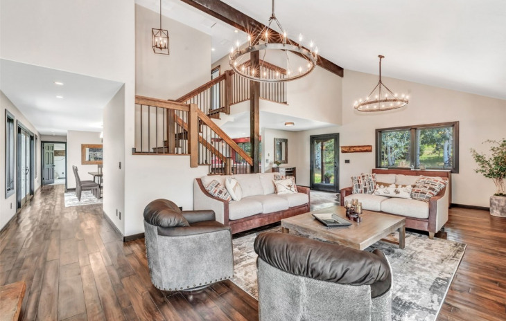1176 Anglers Drive Photo