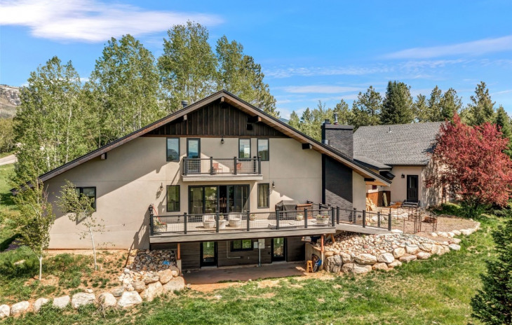 1176 Anglers Drive Photo