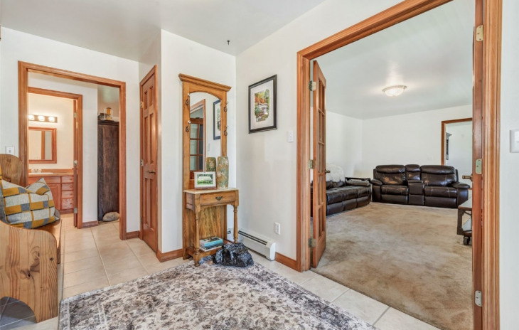 517 S Poplar Street Photo