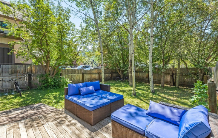 232 River Road Photo