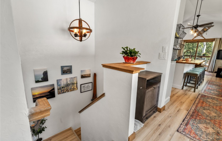 232 River Road Photo