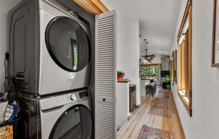 232 River Road Photo