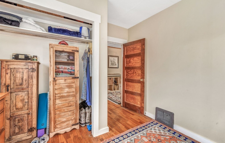 308 E 1st Street Photo