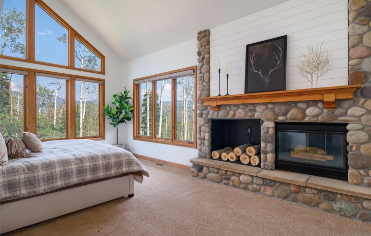 42185 Fern Hill Road Photo