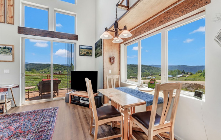26820 Neptune Place Photo