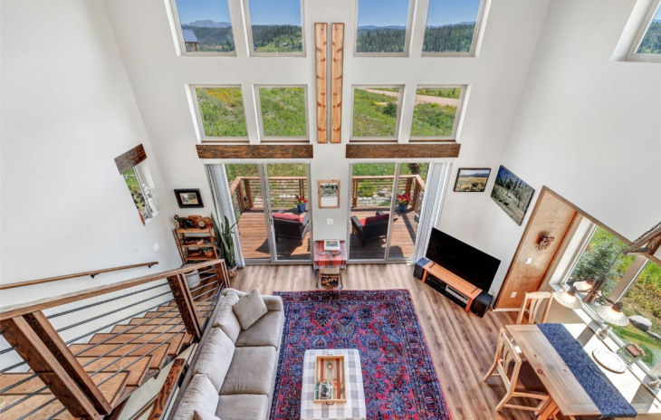 26820 Neptune Place Photo