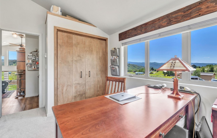 26820 Neptune Place Photo