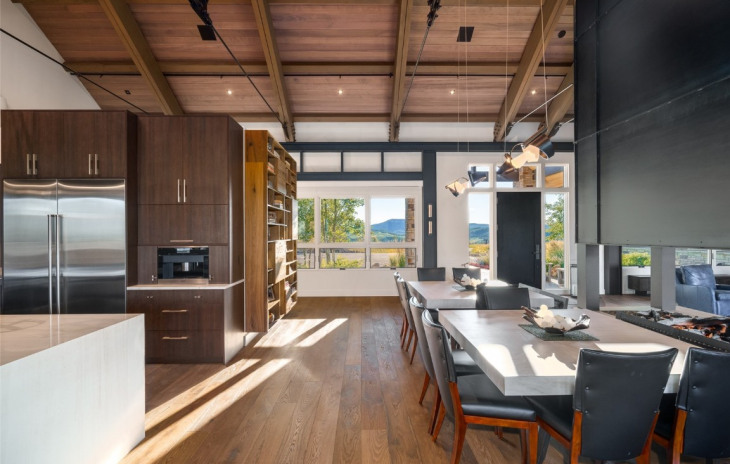 30400 Marshall Ridge Photo